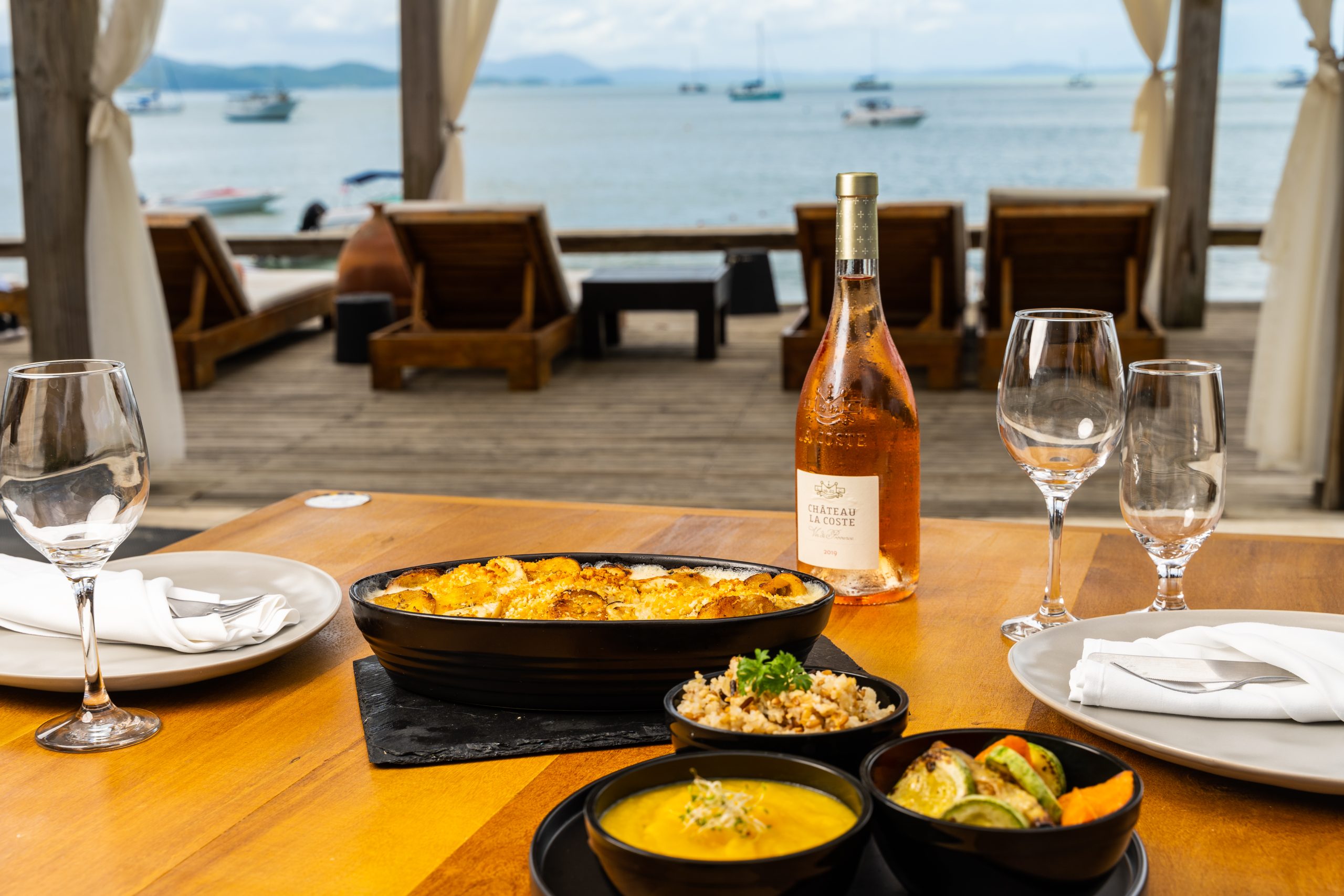 Restaurantes em Florianópolis: veja 8 opções com vista para o mar