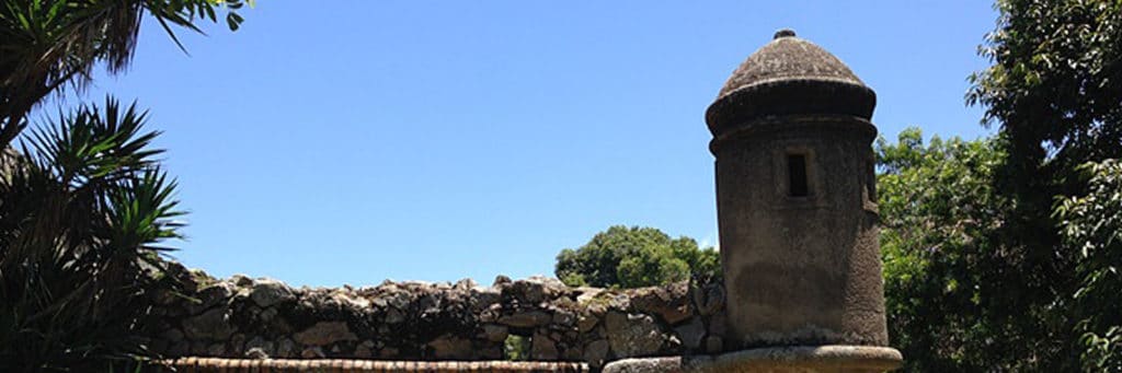 Foto do Forte na parte norte da ilha de FlorianÃ³polis em Santa Catarina. Imagem para o blog da Pousada dos Sonhos em JurerÃª.