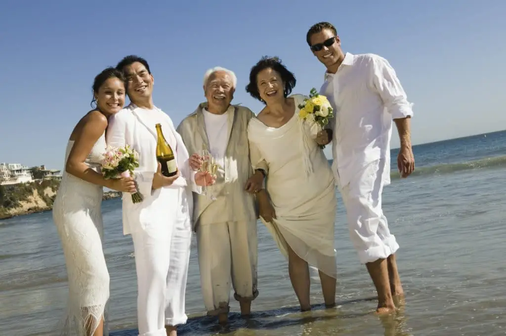 imagem-o-que-vestir-em-casamento-na-praia