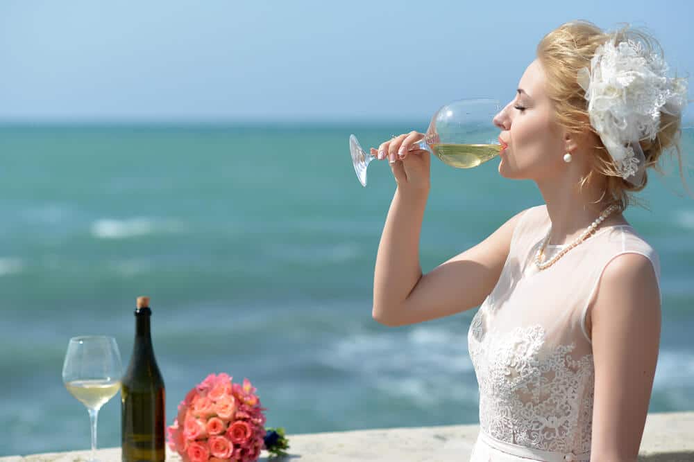 imagem-como-escolher-e-calcular-bebidas-para-casamento-na-praia