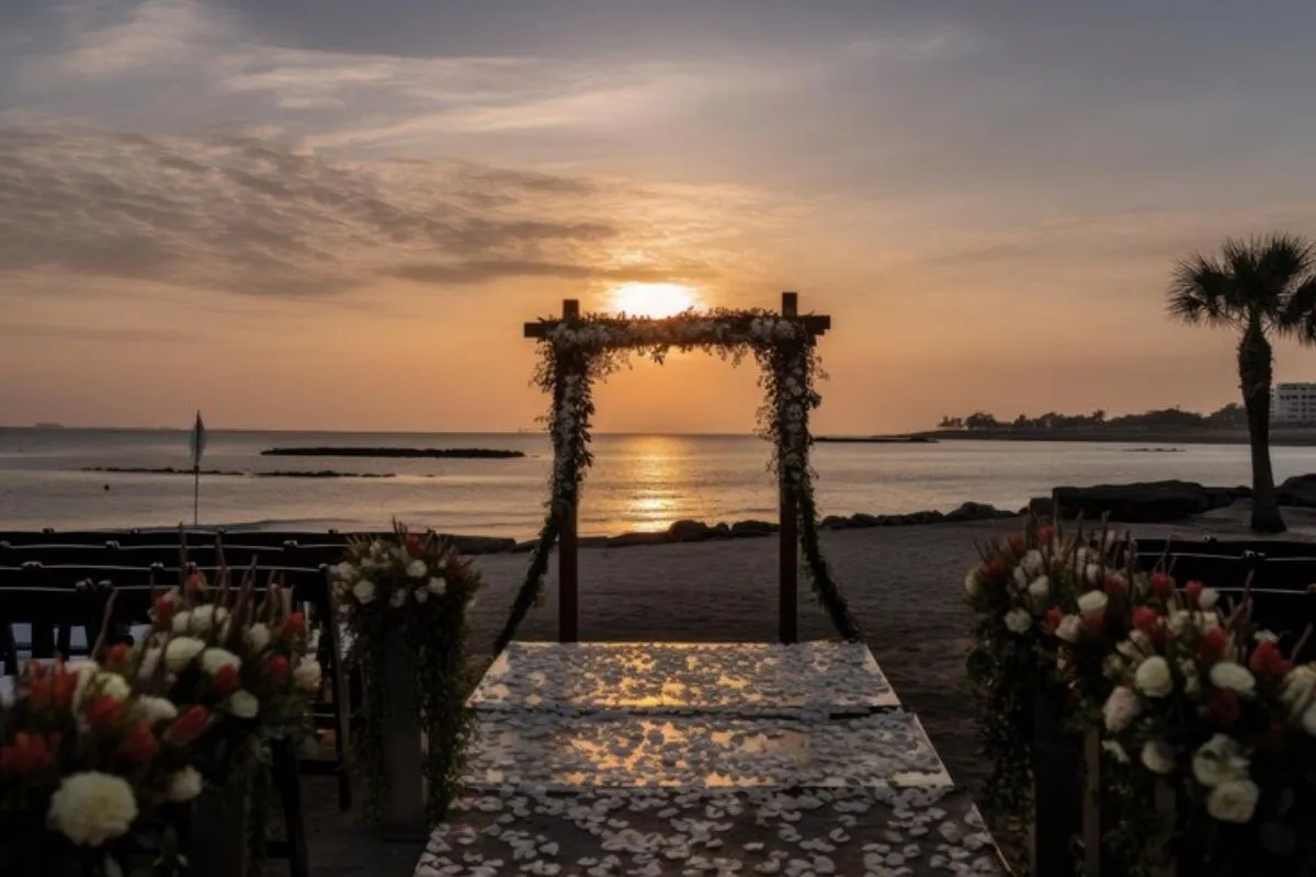 casamento no pôr do sol na praia