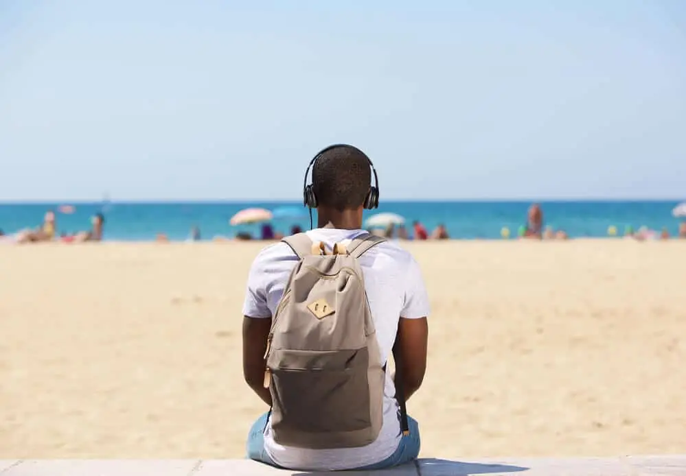 10 dicas de músicas para se ouvir na praia e curtir o momento - Pousada dos  Sonhos: de Frente para o Mar de Jurerê em Florianópolis