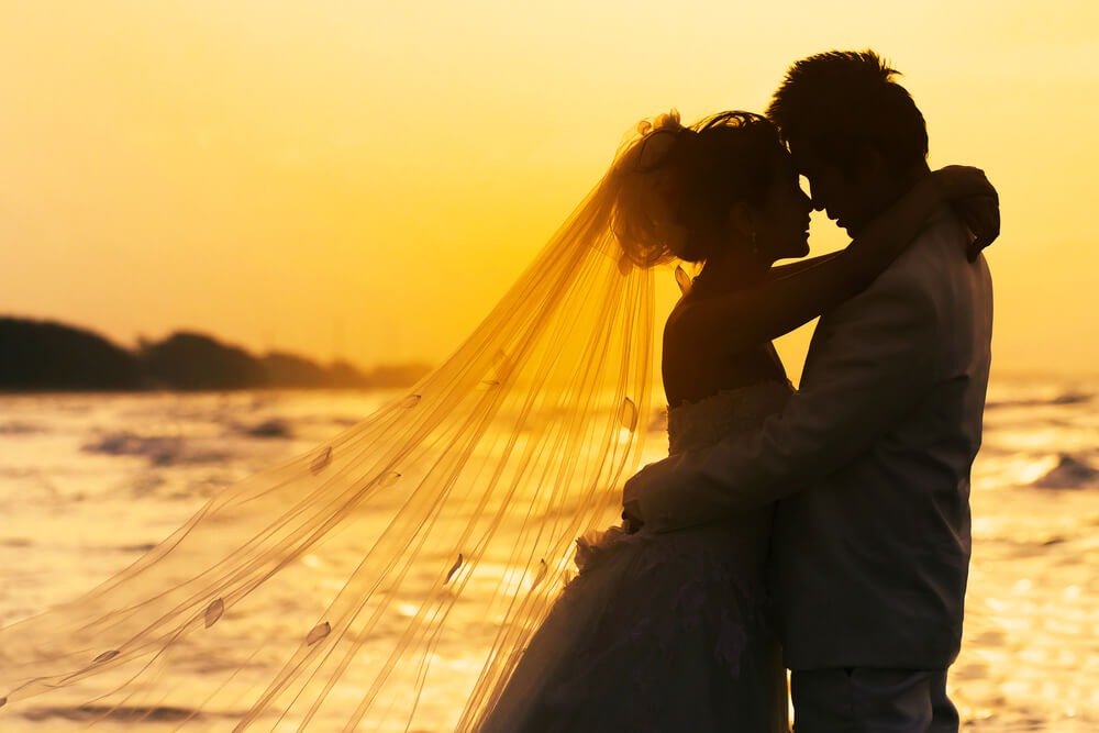 Como escolher o sapato para casamento na praia? Confira 4 dicas