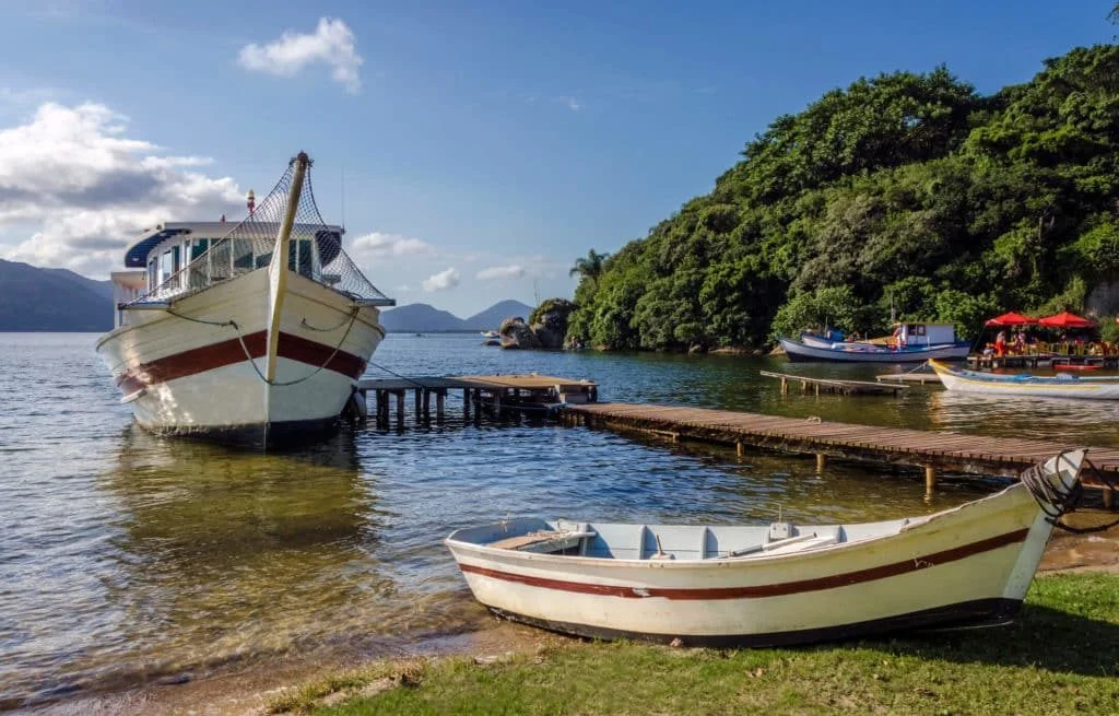 imagem-passeio-de-barco-da-costa-da-lagoa-em-florianopolis