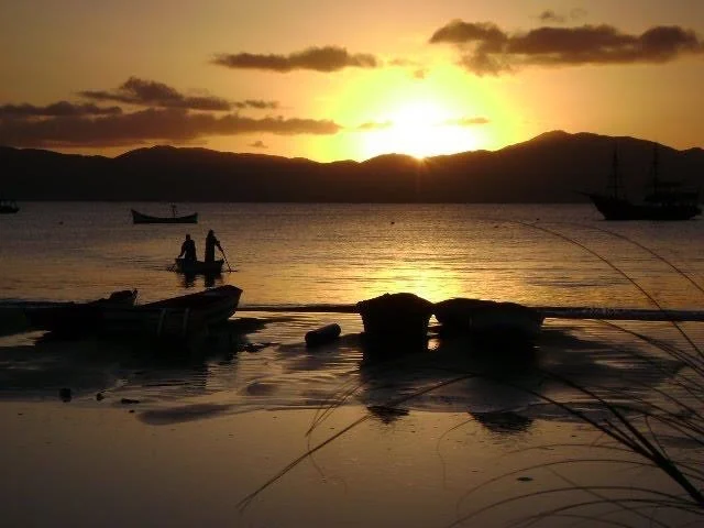 imagem-praia-da-cachoeira-do-bom-jesus-florianopolis-sc