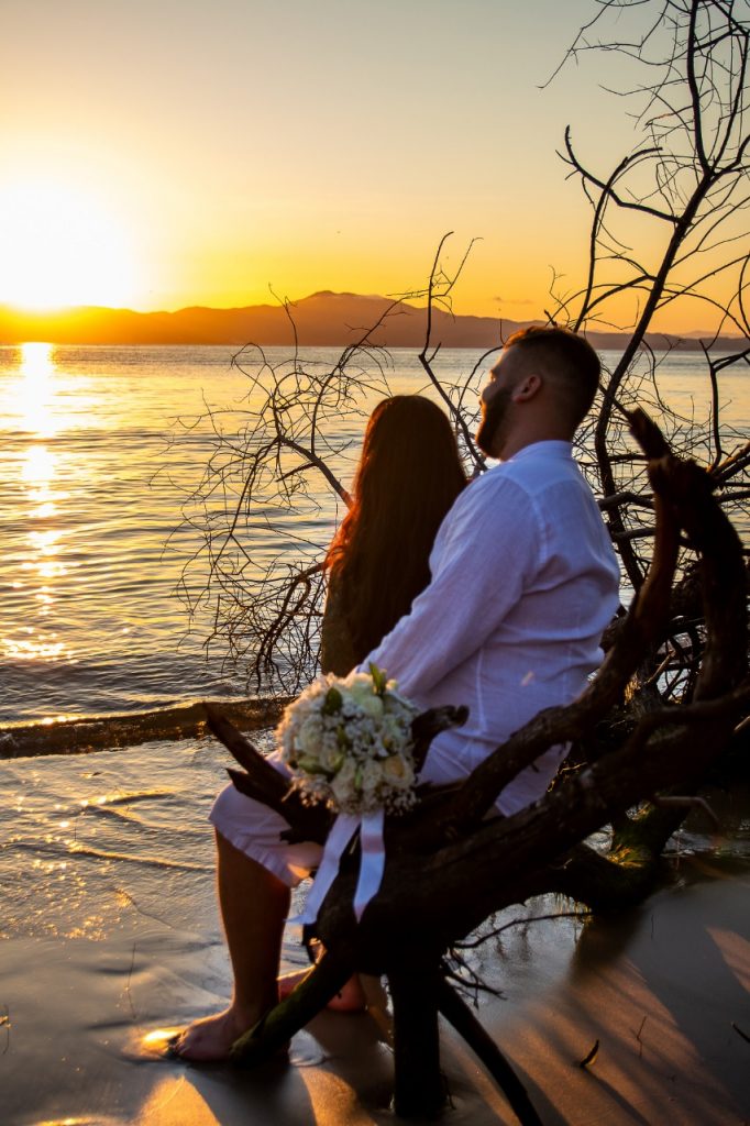 imagem casal em ponta das canas - florianopolis