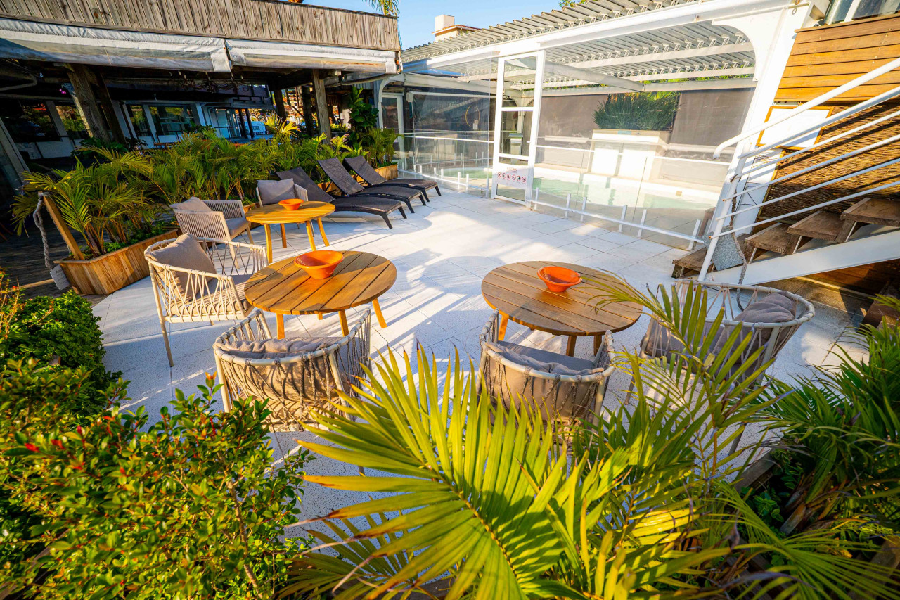 Imagem da área da piscina da Pousada dos Sonhos