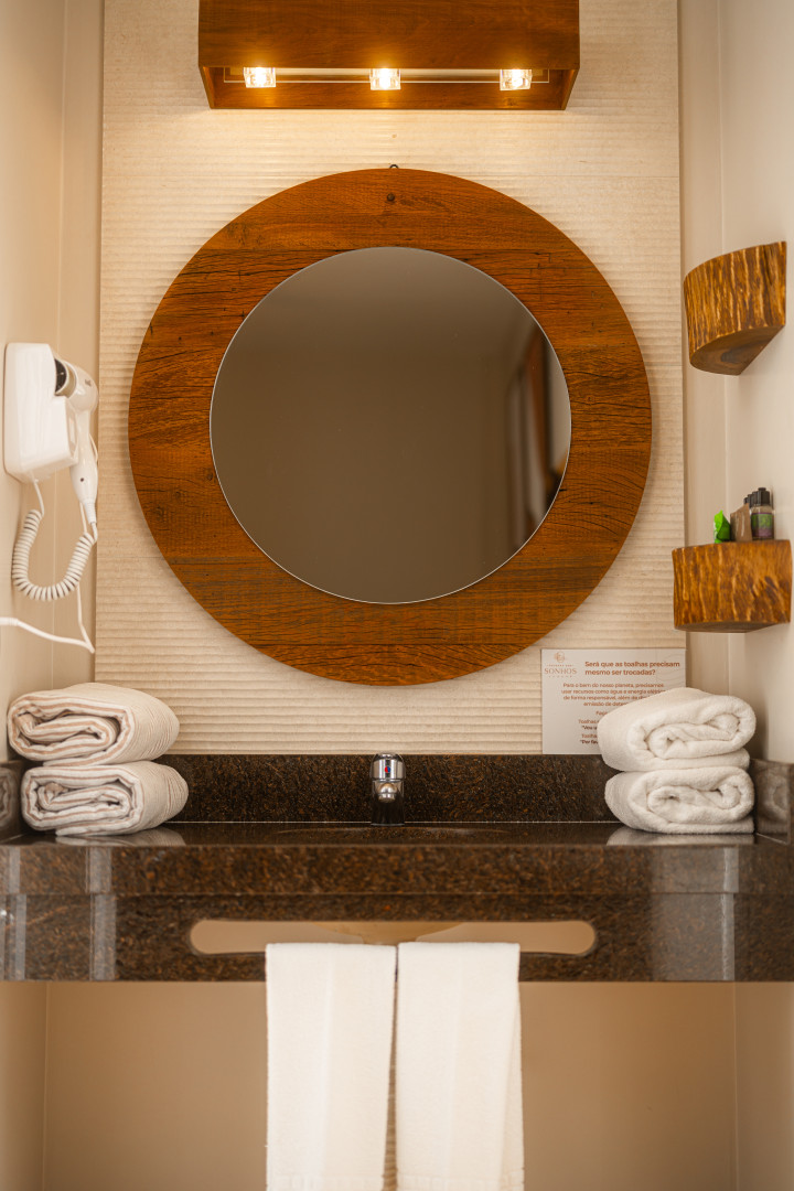 Lavabo do apartamento 1 quarto vista lateral da Pousada dos Sonhos